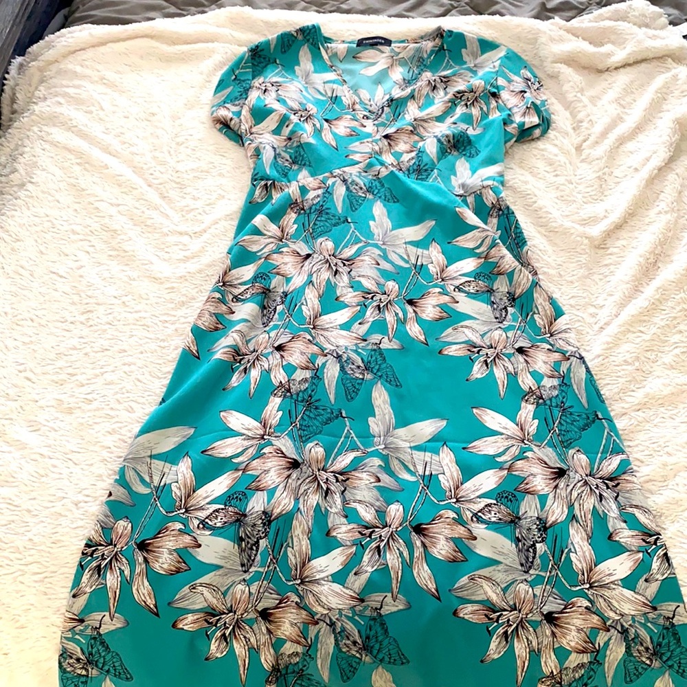 NWOT Midi dress